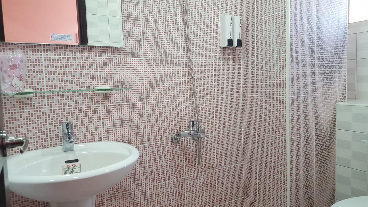 J. Home Гаосюн Экстерьер фото